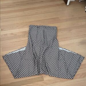 Elegant Black and White Strapless Dress